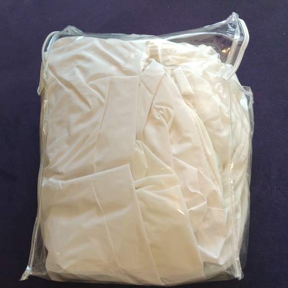 Allerease king size full mattress enclosure - Picture 3 of 3